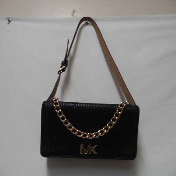 Michael Kors Leather quilted Belt Crossbody bag purse black Fanny Pack chain - Picture 1 of 13